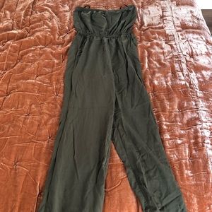 Olive jumpsuit/pantsuit